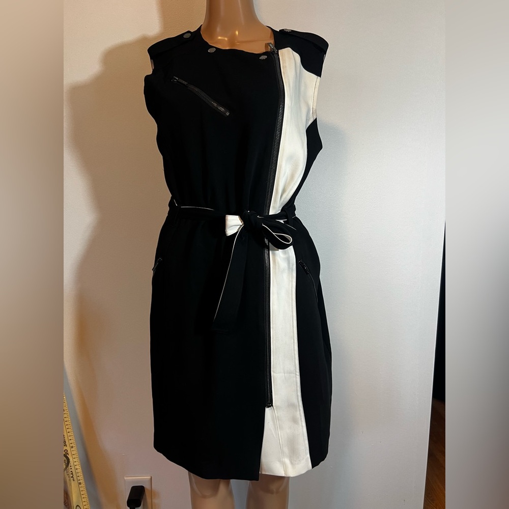 Calvin Klein women’s Sleeveless black Dress size 6